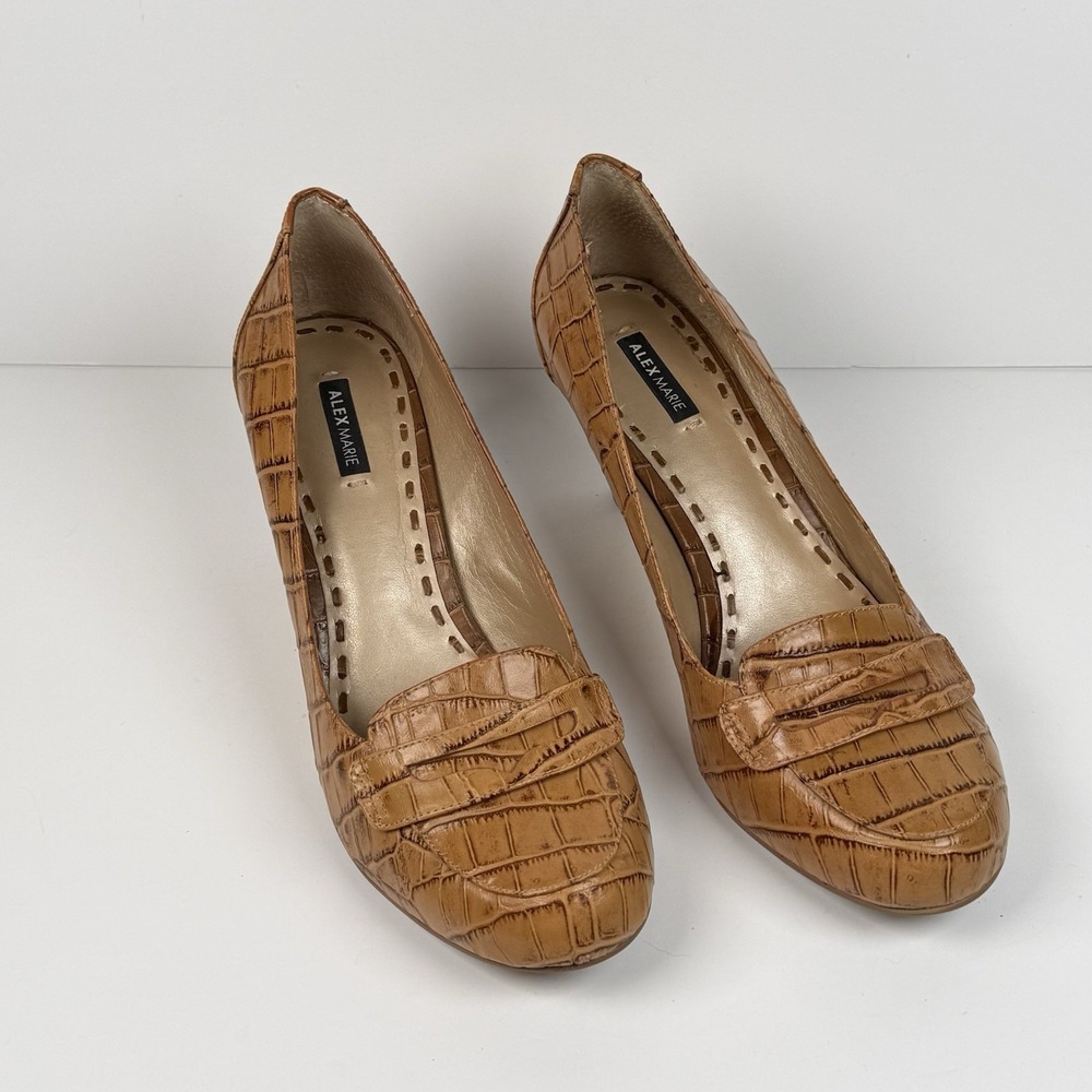 Alex Marie Penny Loafer Style Heel Croc Embossed Shoes Pumps Brown Tan 7.5M
